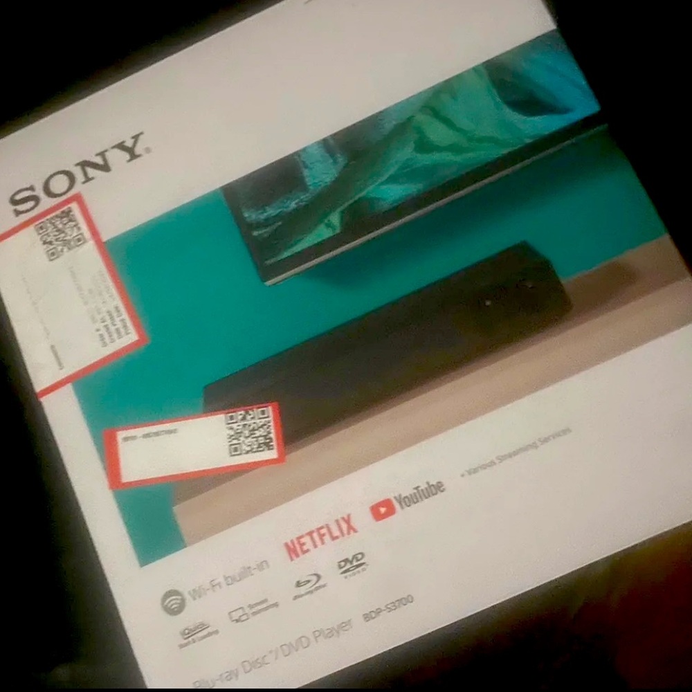 Sony Blu-ray DVD Player Built-in Wi-Fi